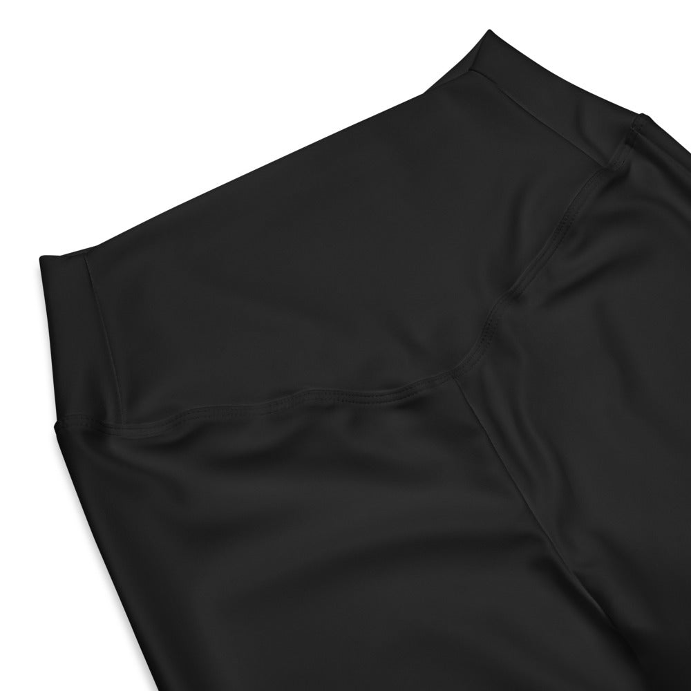Eine von 83 Millionen Flare-Leggings – Schwarz