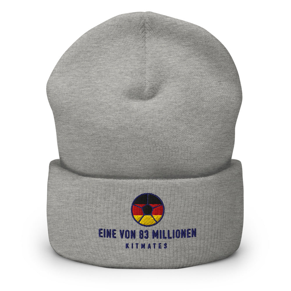 Eine von 83 Millionen Mütze – KITMATES Beanie – Grau meliert