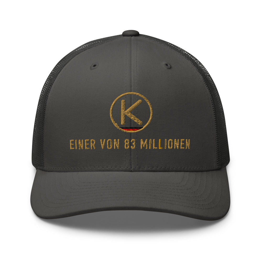 Einer von 83 Millionen Cap – KITMATES Trucker, bestickt – Anthrazit