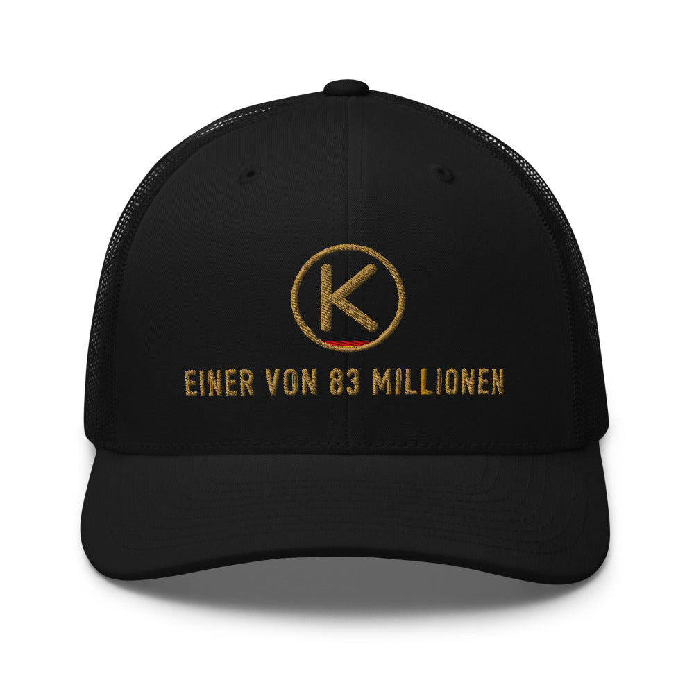 Einer von 83 Millionen Cap – KITMATES Trucker, bestickt – Schwarz